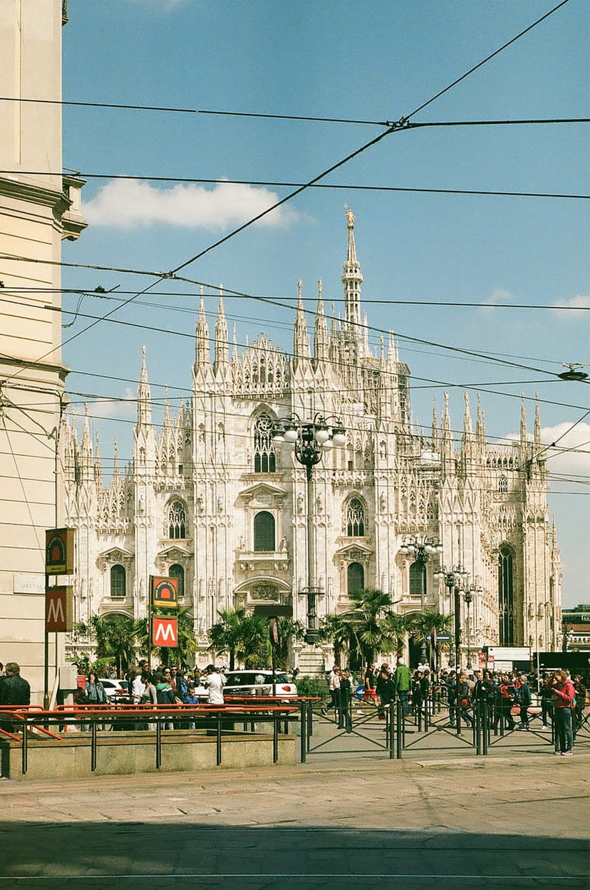Open squares of Milan